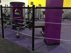 Planet Fitness Cable fence 4' tall