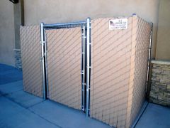 6&#039; privacy chain link, a/c full enclosure-2